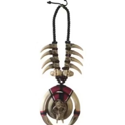 kalung etnik khas kalimantan