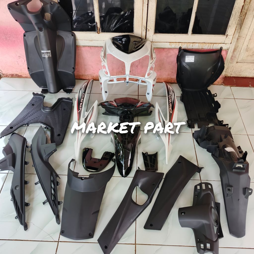 FULL BODY KASAR HALUS VARIO 110 KARBU 2012 PUTIH HITAM+STRIPING