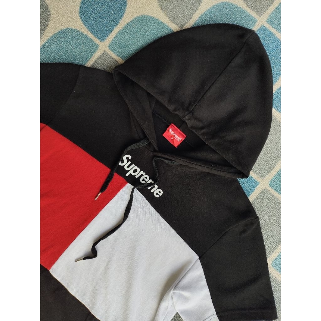 Supreme Mark Lengan Pendek