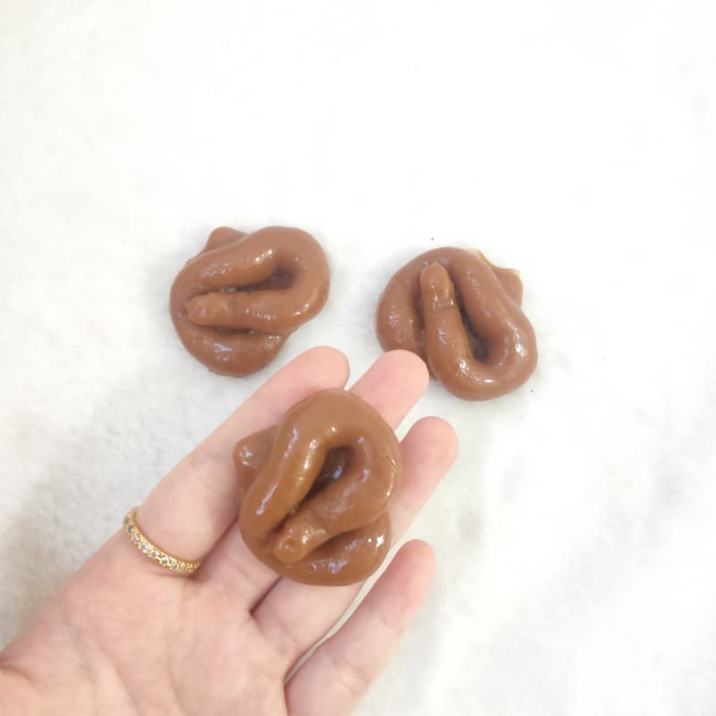 {LUCK.B} Mainan Squishy Eek Mainan Edukasi Mainan Kerjain Orang / Tai Kerjain Orang / Mainan jail pr