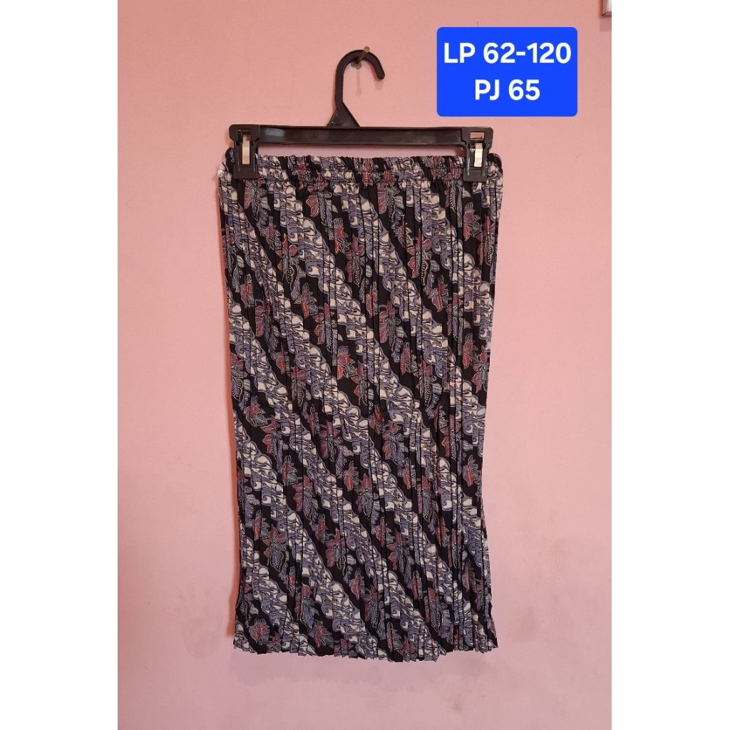Rok Plisket Batik Pendek