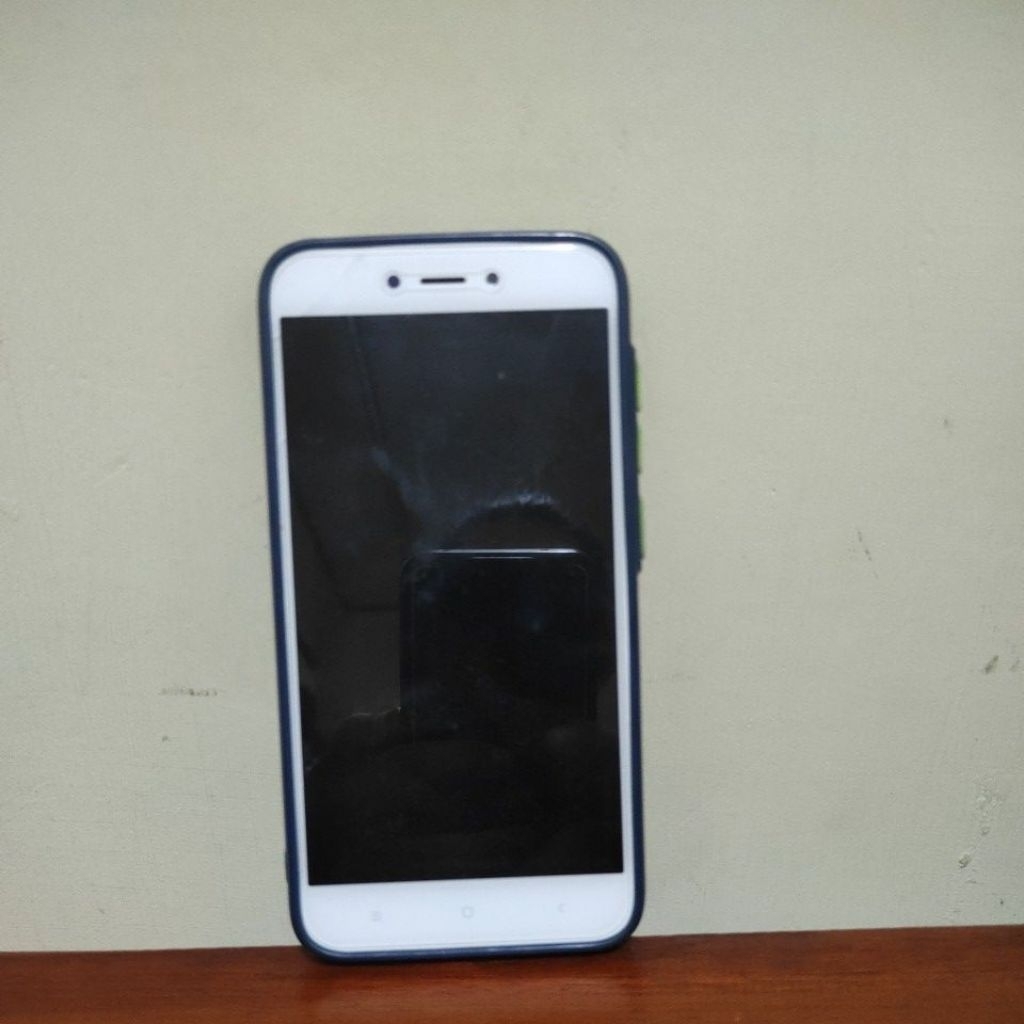 Handphone Second Redmi 5A