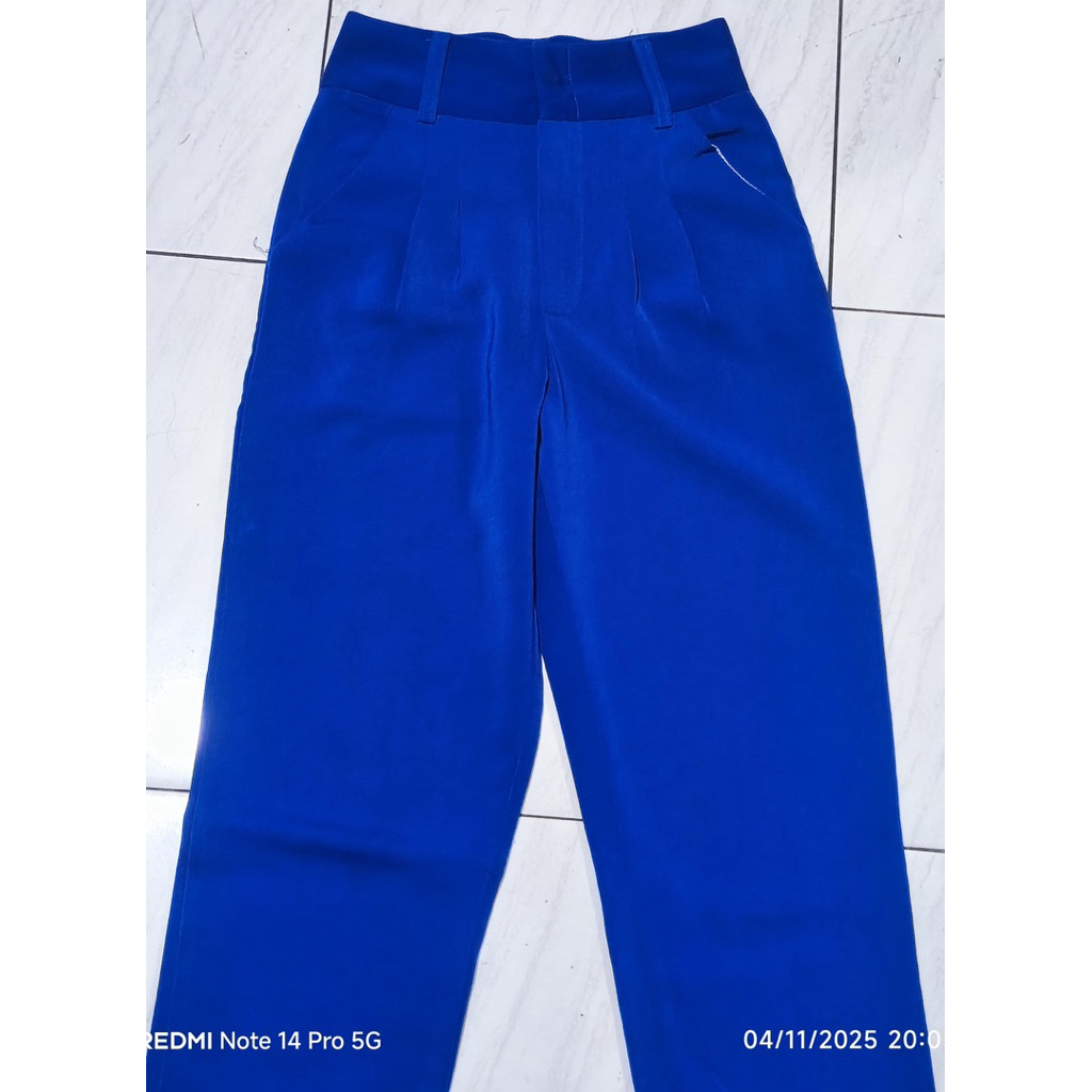 celana wanita promthong biru size S || preloved