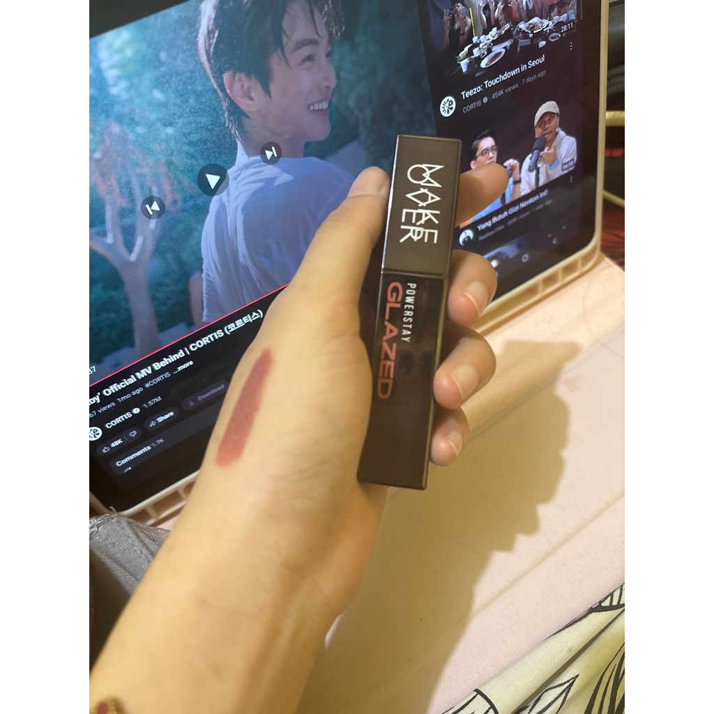 MAKE OVER GLAZED PRELOVED