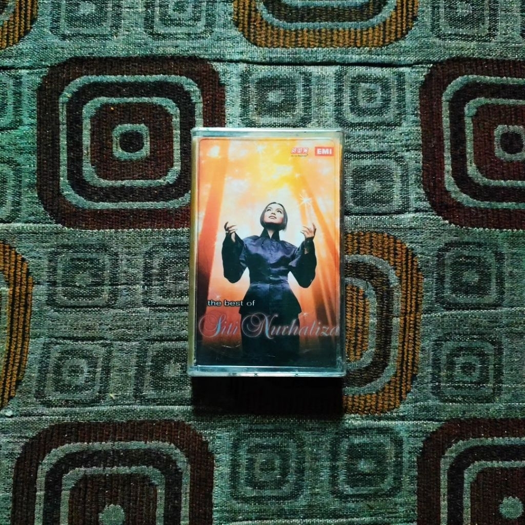 kaset pita THE BEST OF SITI NURHALIZA (SEGEL)