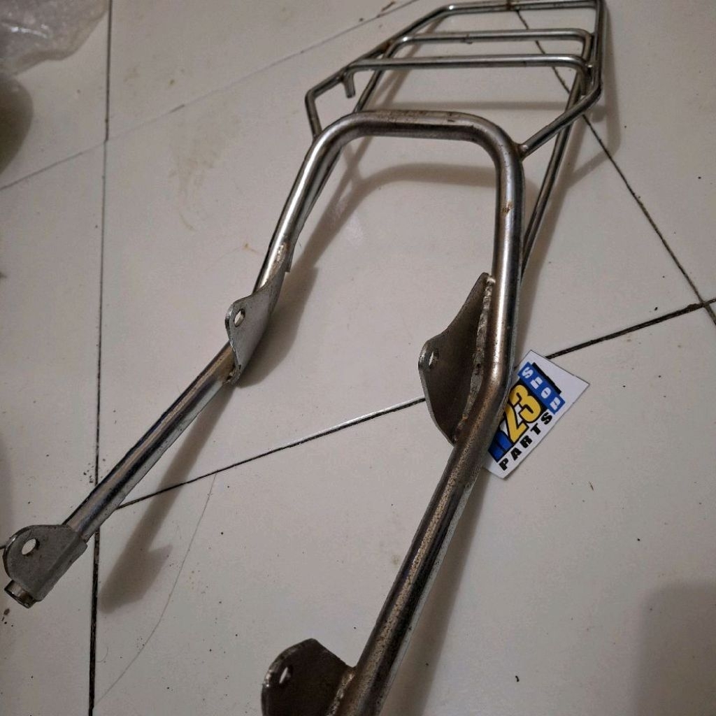 Behel Begel Rak pegangan belakang jok sadel besi belakang Honda Win non ori