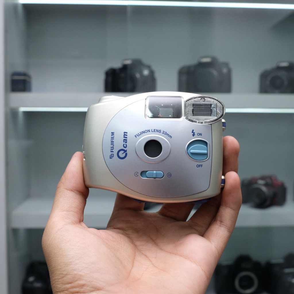 Fujifilm Qcam Kamera Analog Pajangan Kamar