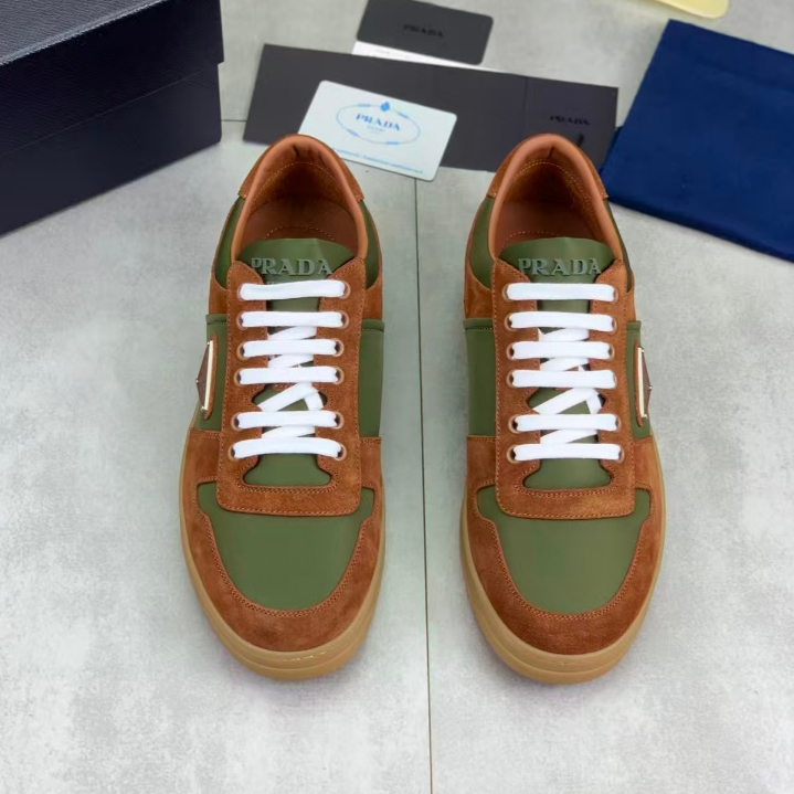 Prada high-end casual board shoes, fashionable cowhide flat sports men's shoes, running shoes