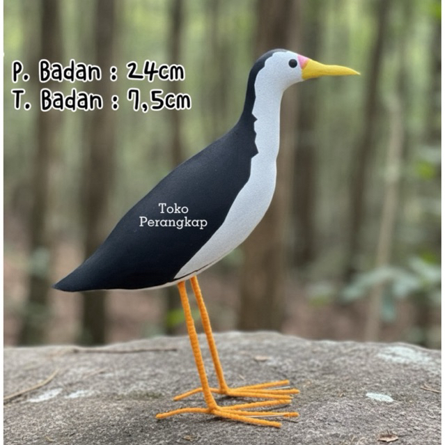 Patung ruak ruak - jontrot burung ruakruak