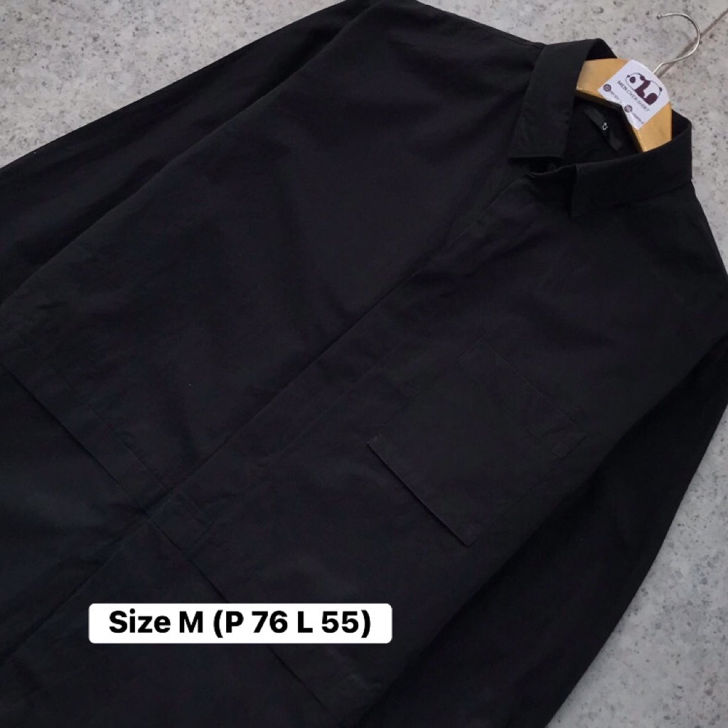 Kemeja Hitam Uniqlo Jil Sander