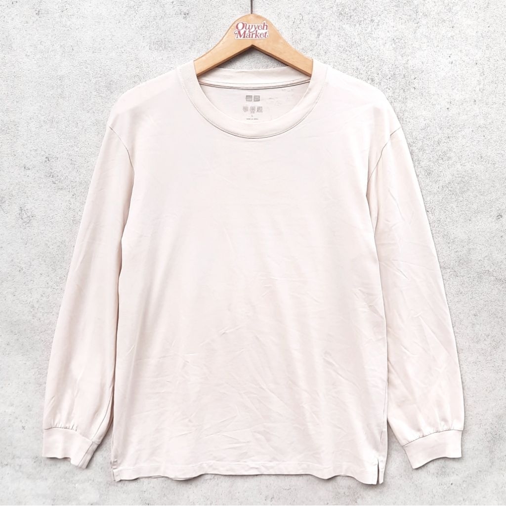 Uniqlo Airism Long Sleeve T-Shirt Size L Polos cream