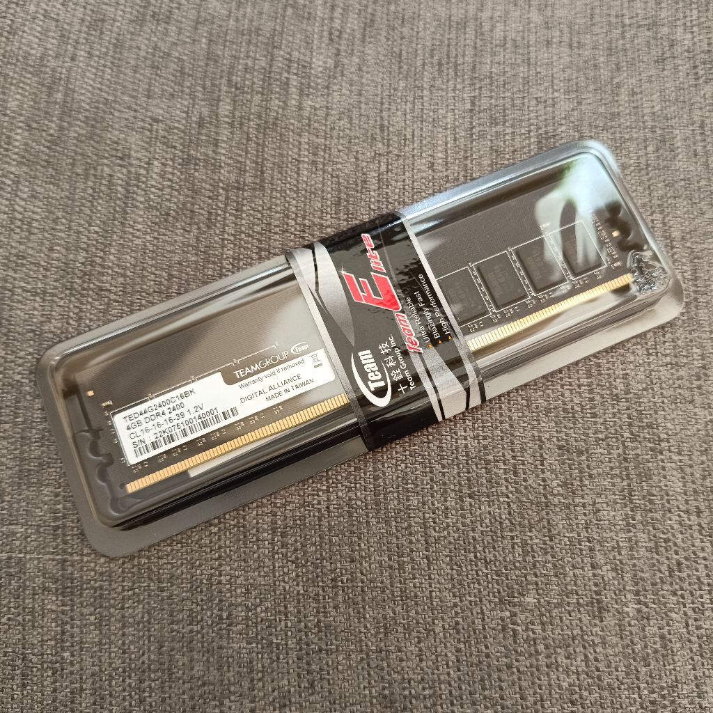 RAM Team Elite 4GB DDR4 (NEW, SEGEL)