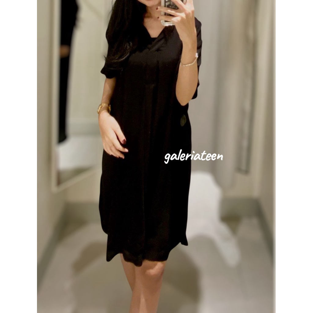 Dress H&M Selutut Bahan Rayon Warna Hitam Polos