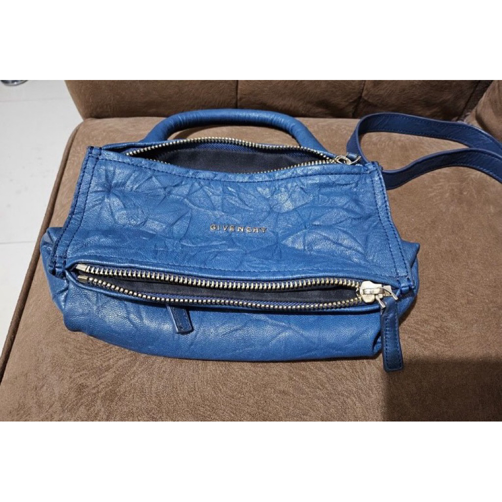 Preloved Givenchy Pandora