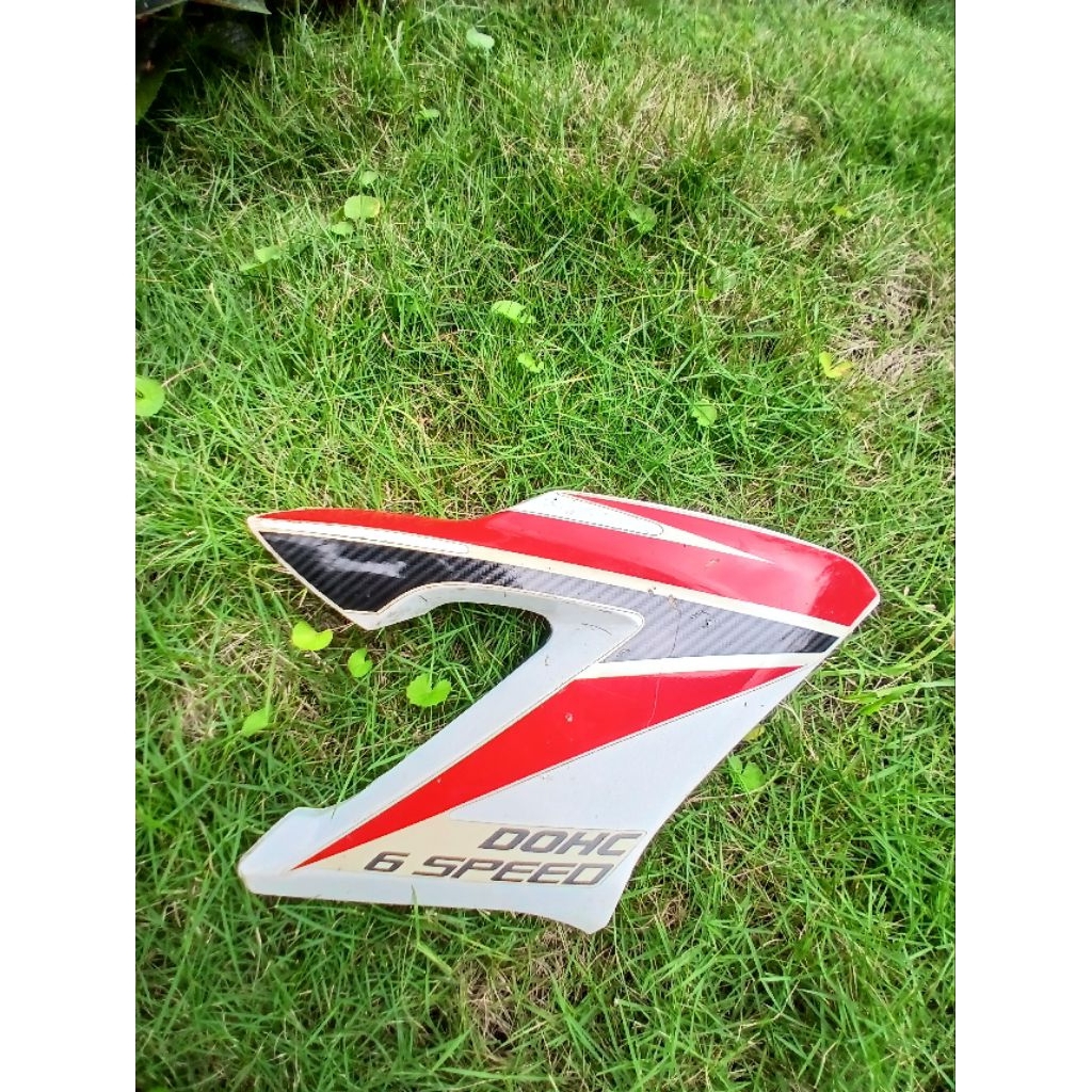 Shround R Cover Sayap Tangki Samping Kanan Honda CB 150 R Old Original Copotan