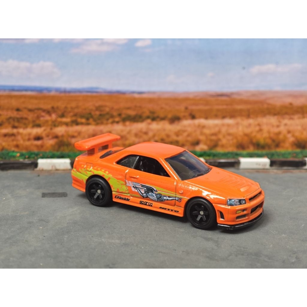 hot wheels premium nissan skyline R34 orange