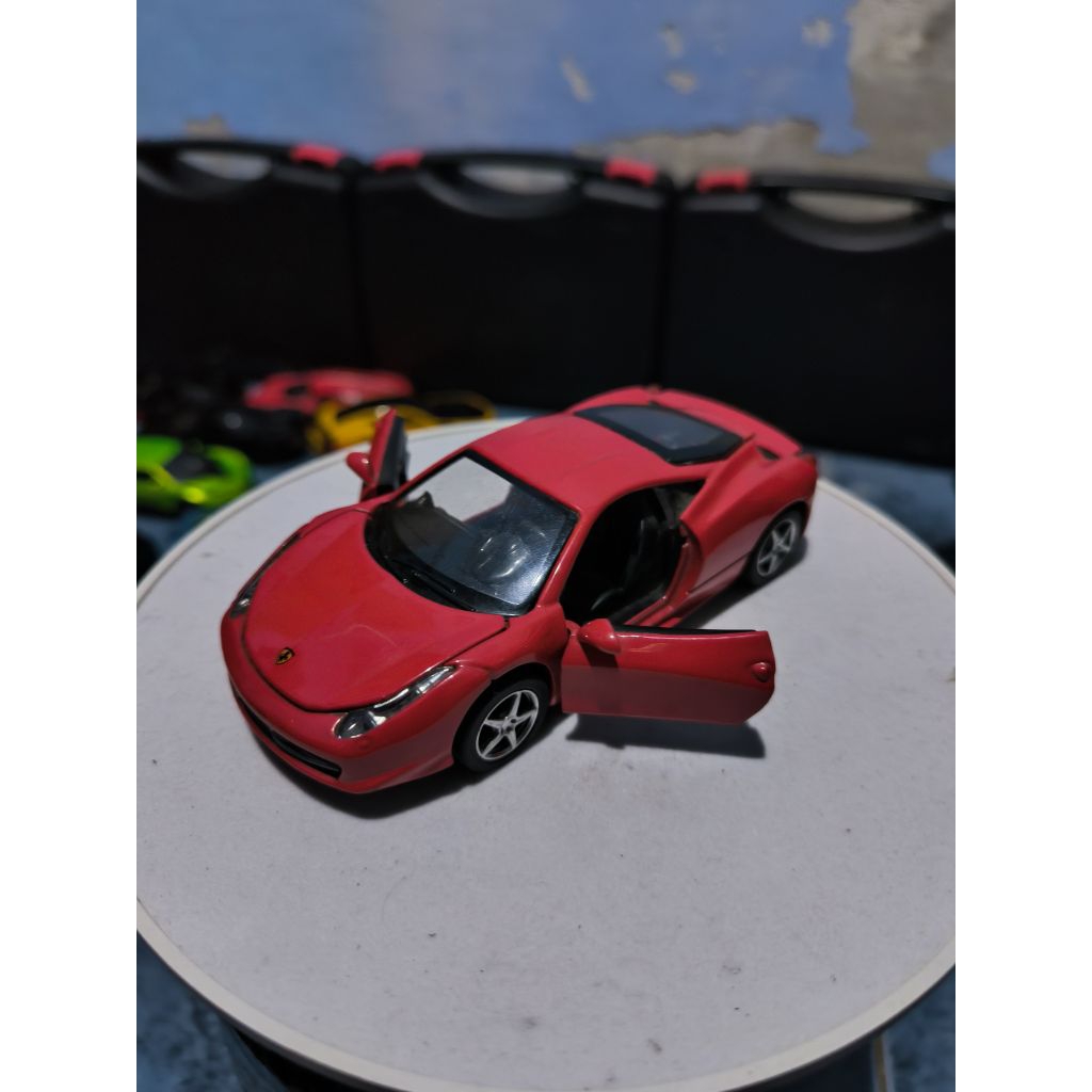 Diecast miniatur mobil sport ferrari 458 1:32 mobil pajangan hiasan besi mainan anak mobil mini besi