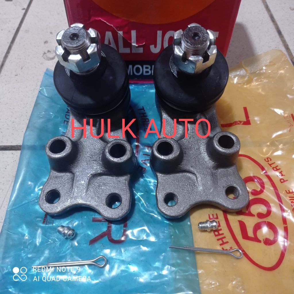 BALL JOINT LOWER BAWAH ISUZU PANTHER 2.3/2.5 555 (1SET)