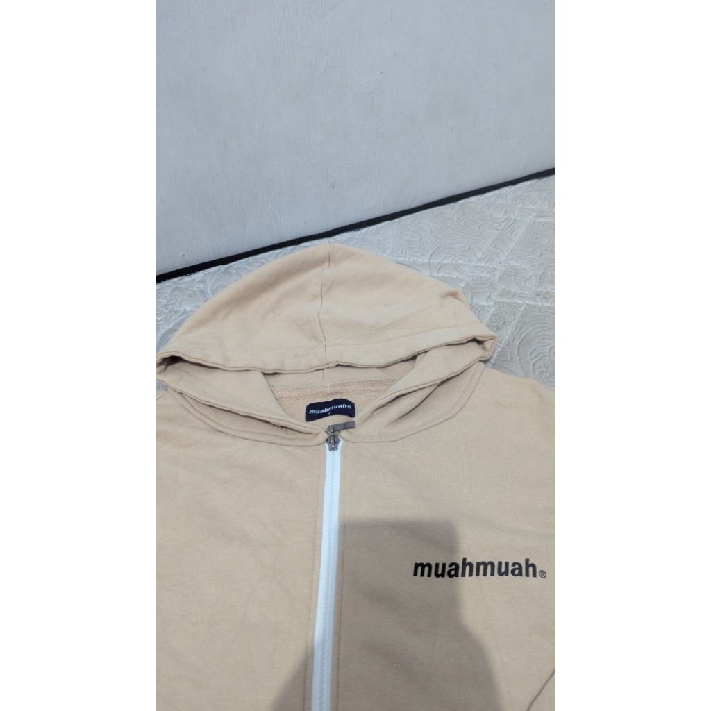 Jaket Zipper MuahMuah Original