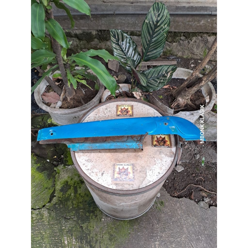 ketengkas yamaha v75 v80 robot v80 super deluxe v80 excellent ORIGINAL tutup rantai v75 v80 ketengka