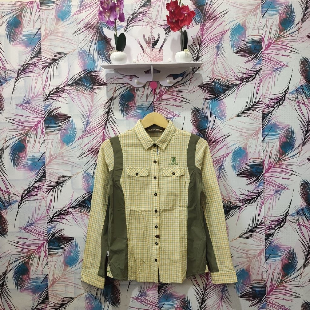 Kemeja Wanita Kotak Black Yak (90)