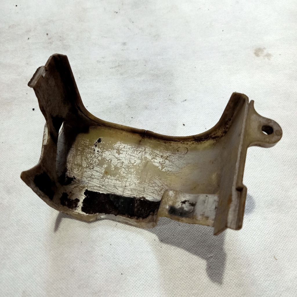 cover pelindung pengaman tutup kipas bagian kanan kecil yamaha fizr fiz zr F1Zr poswan force1 fiz1 O