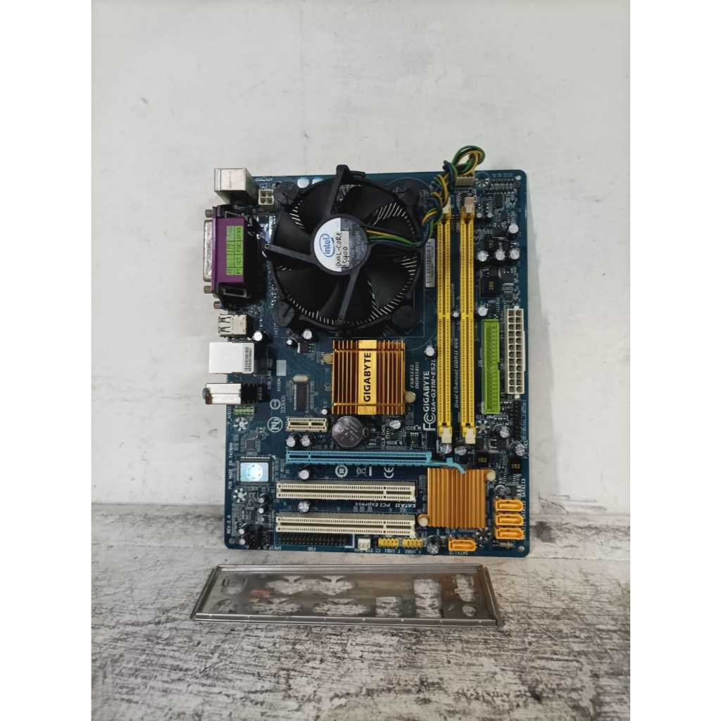 mainboard gigbyte ga-g31m-es2l dual core e5400 ddr2 lga 775 siap pakai