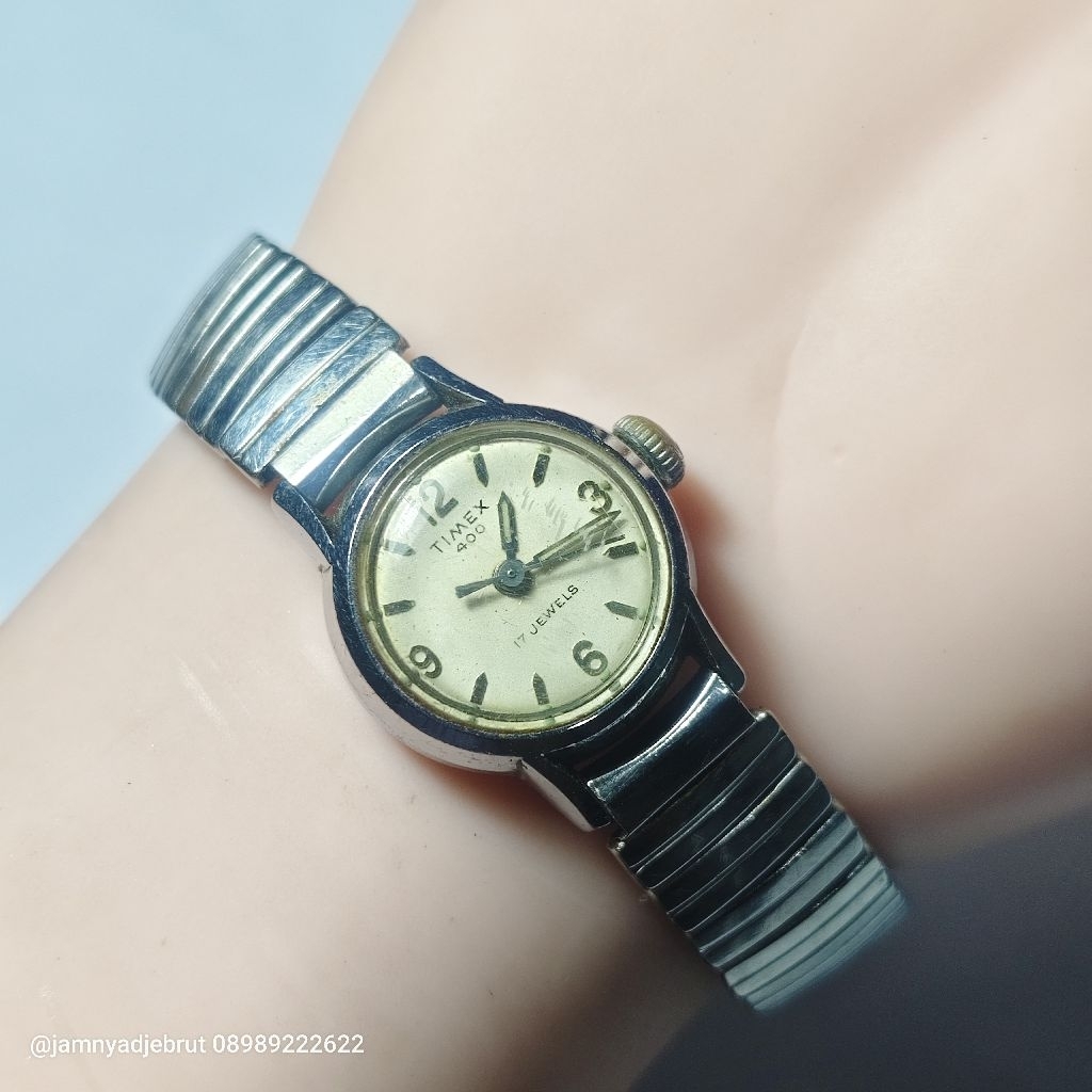 Jam Timex 400 Manual Hand Winding Ladies Vintage Bekas
