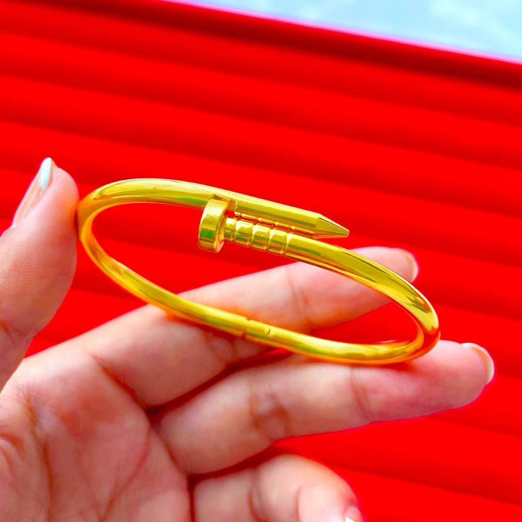 Gelang Paku Emas Bangkok