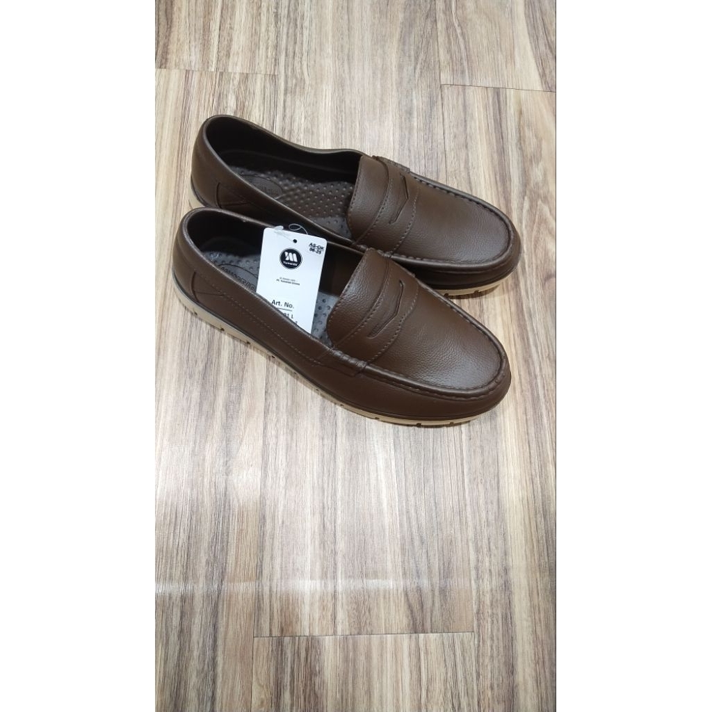 Sepatu Karet Yumeida Coklat