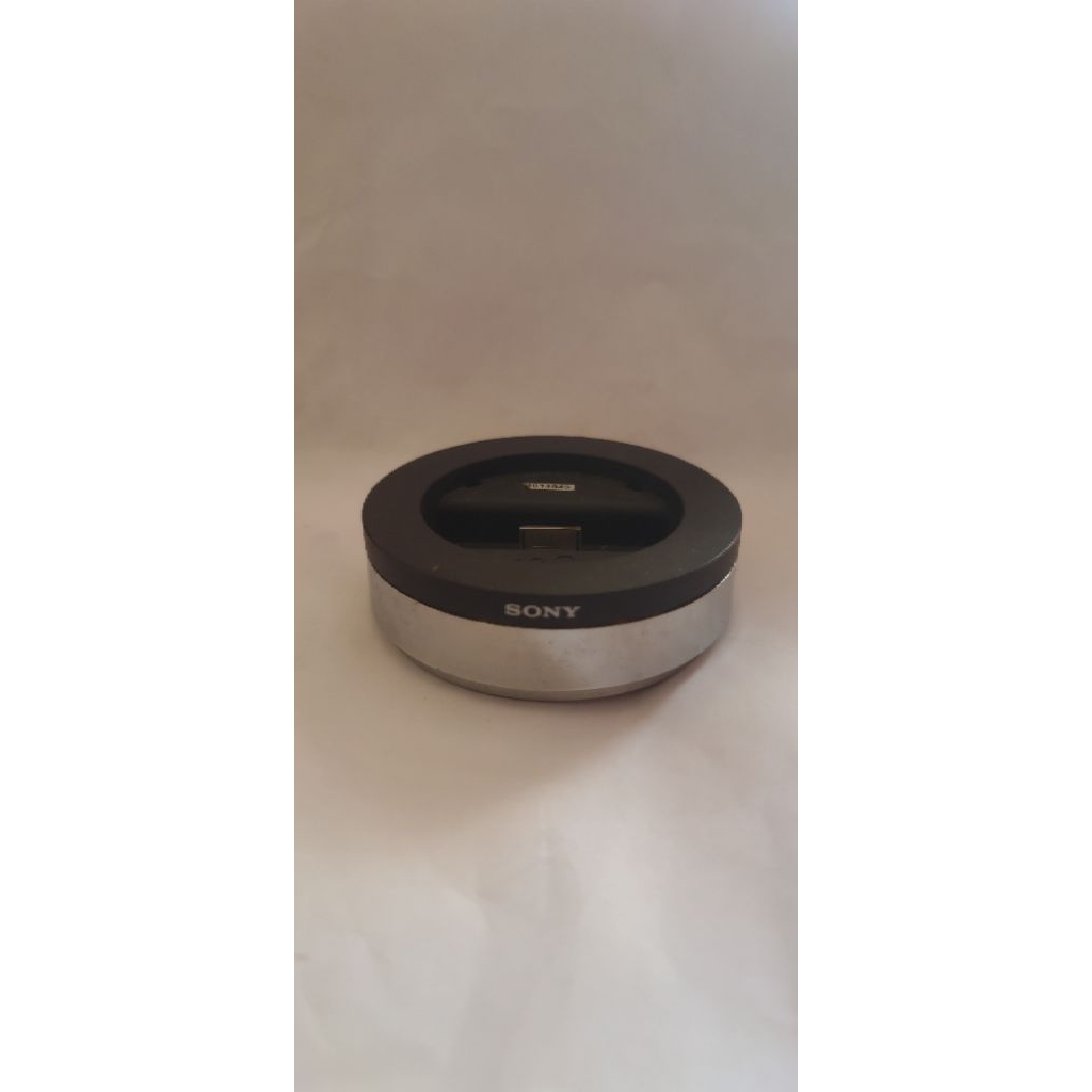 Sony BCR-NWUS5 Walkman cradle untuk Sony Walkman Mp3 player