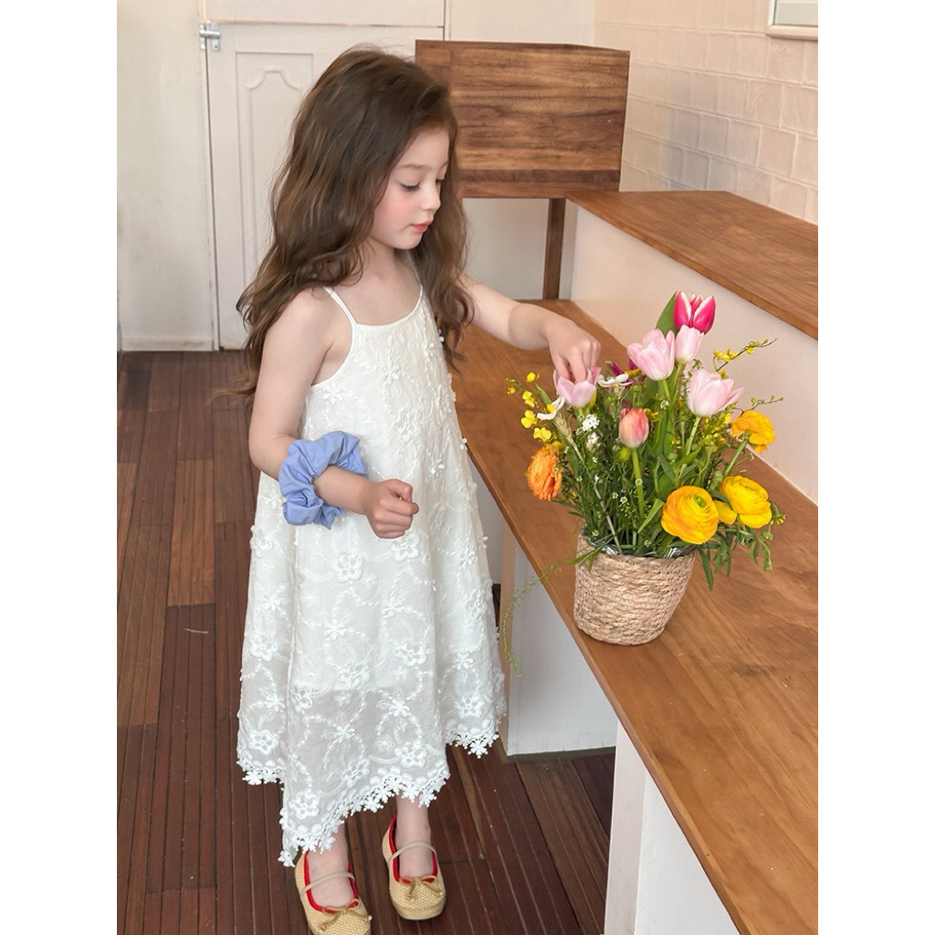 Doona dress / dress anak perempuan / gaun anak putih / dress pantai / gaun anak perempuan