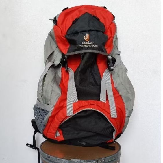 Ransel DEUTER Futura 50 + 10 Vario Carrier Keril Hiking Gunung Outdoor Adventure not Osprey TNF Kath