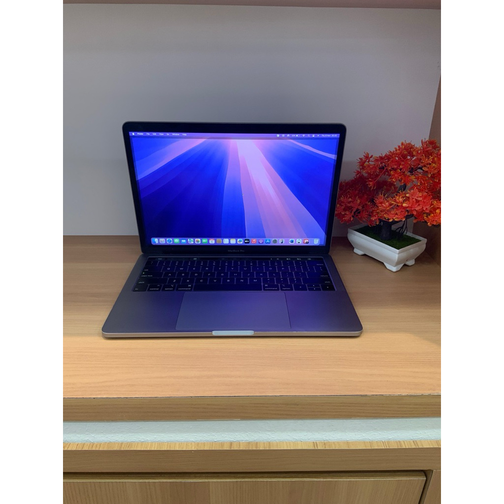 MacBook Pro 2018 i5 13inch 16GB 512GB