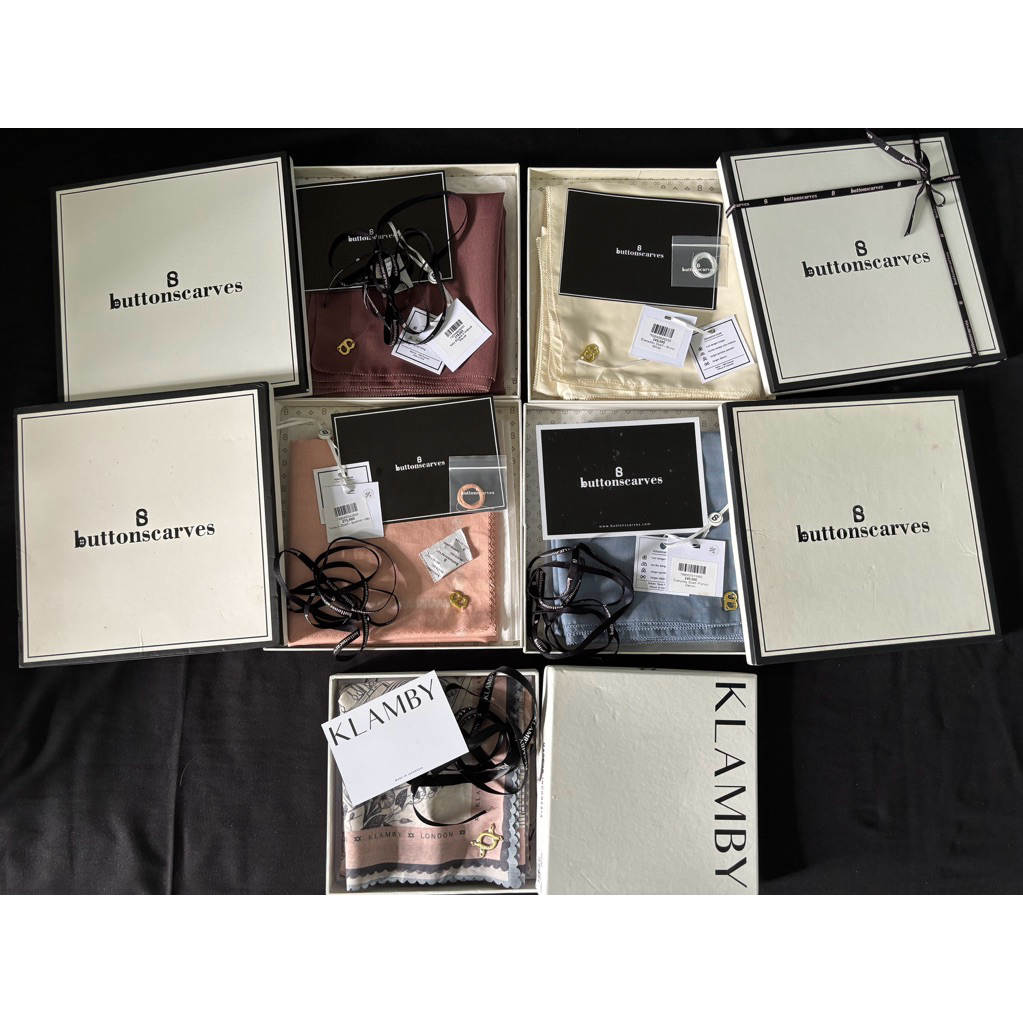 preloved hijab Buttonscarves lengkap box, AS IS, wearing klamby lengkap box. original 100%