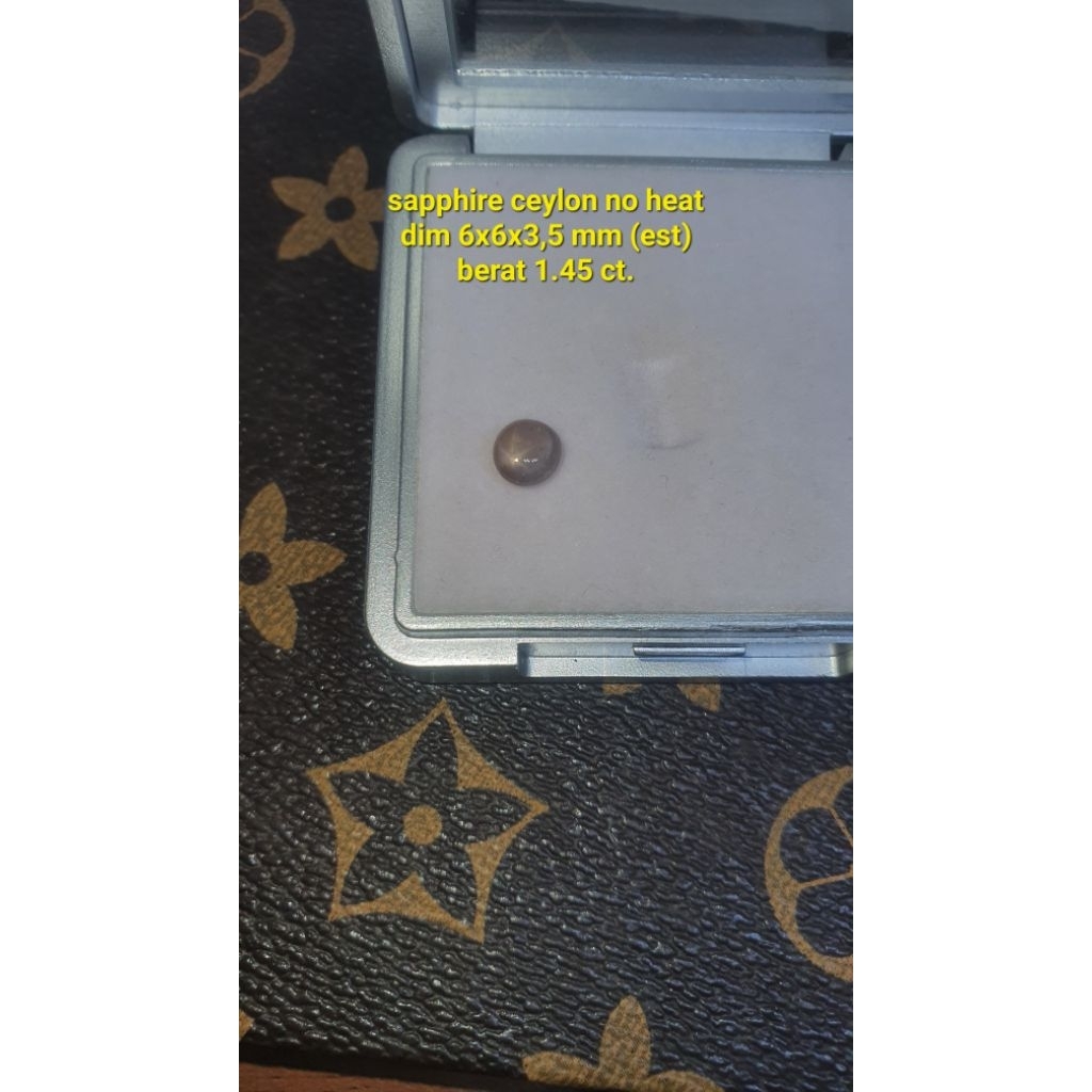 NATURAL STAR SAPPHIRE CEYLON NO HEATED GARANSI A1