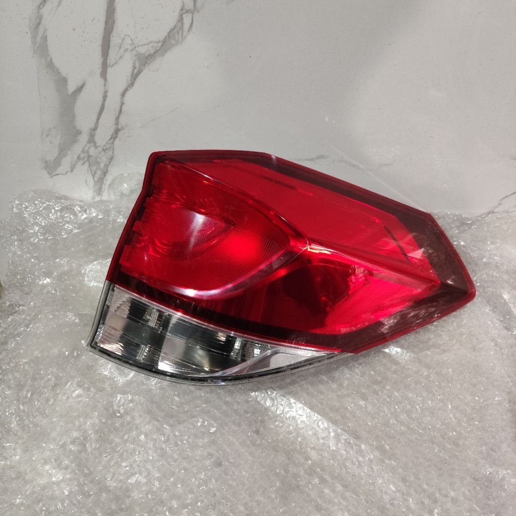 Stoplamp Lampu Belakang Honda Mobilio 2015/2017/2018 original