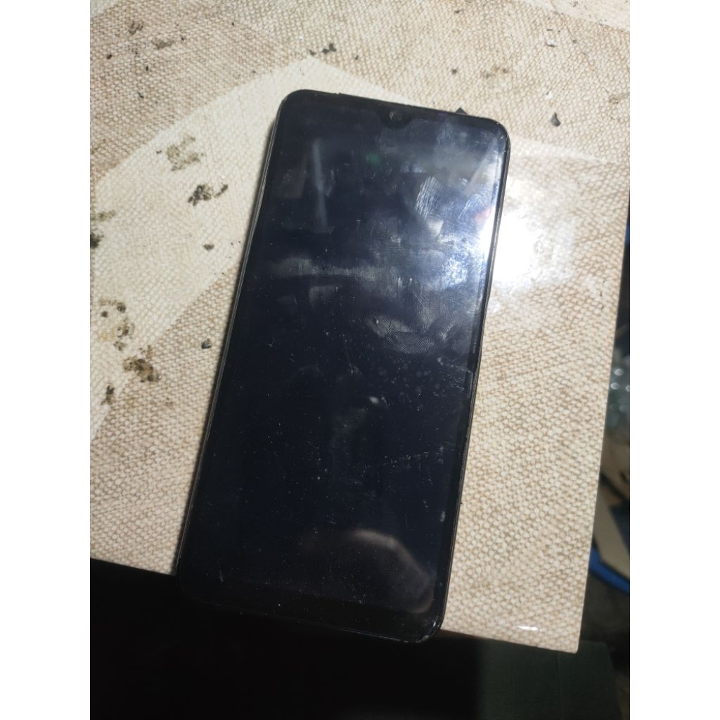 lcd Advan G5 elite (6003) normal jual unit sama kesing... tanpa mesin sama batri