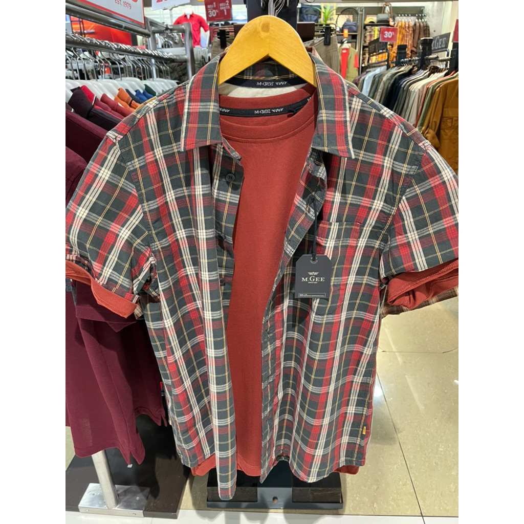 KEMEJA PRIA M.GEE