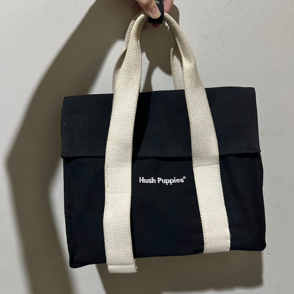 Hush Puppies Tas Wanita Canvas Flap Bag Black