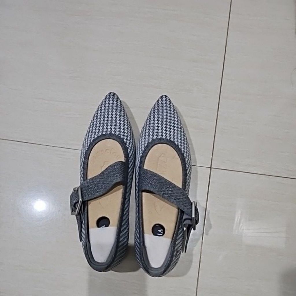 sepatu VIVAIA ORIGINAL NEW