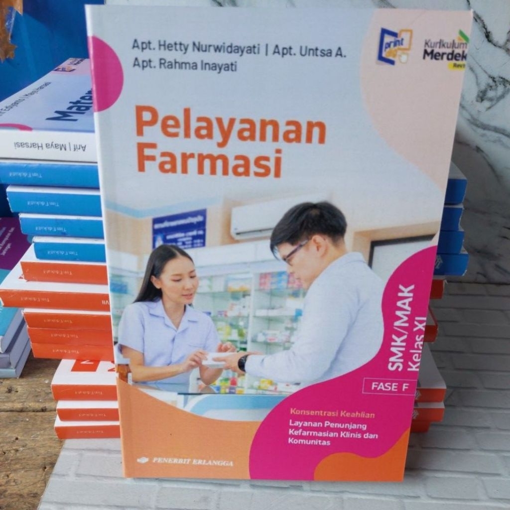 buku baru pelayanan farmasi SMK kelas 11
