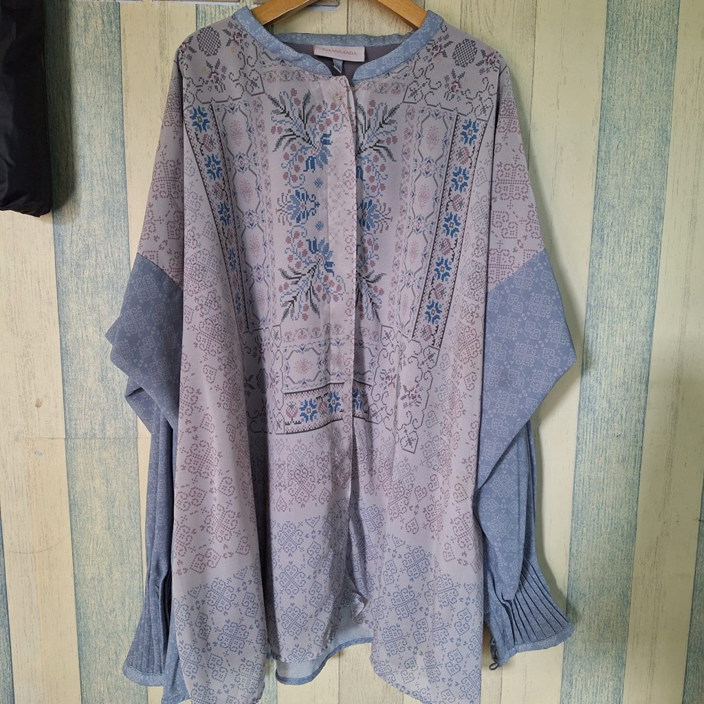 ria miranda dava top blue no nadjani, zaskia sungkar, vivi zubedi, nada puspita