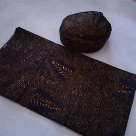 ( ANOMANCOLLECTION ) Udeng bali Blangkon Bali 1 stel udeng dan kamen