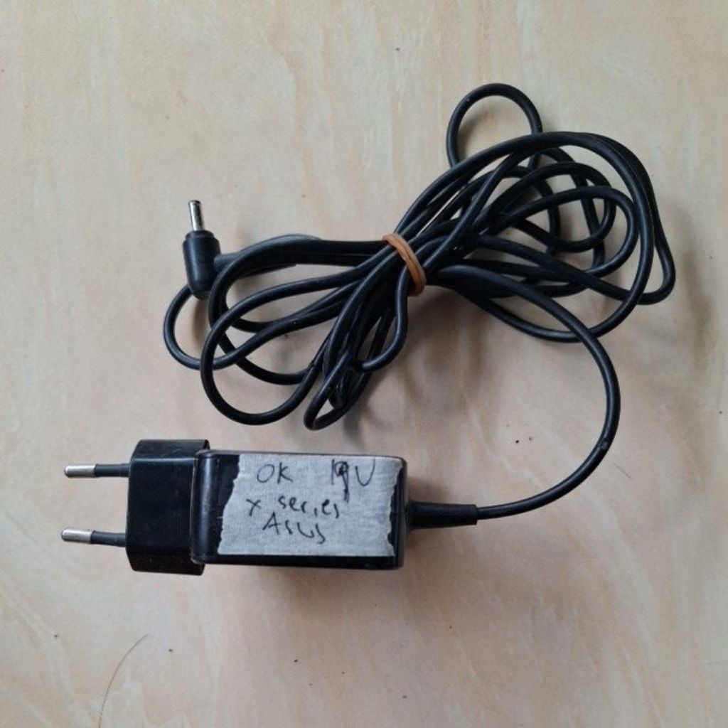 charger asus colokan kecil model adp-33aw