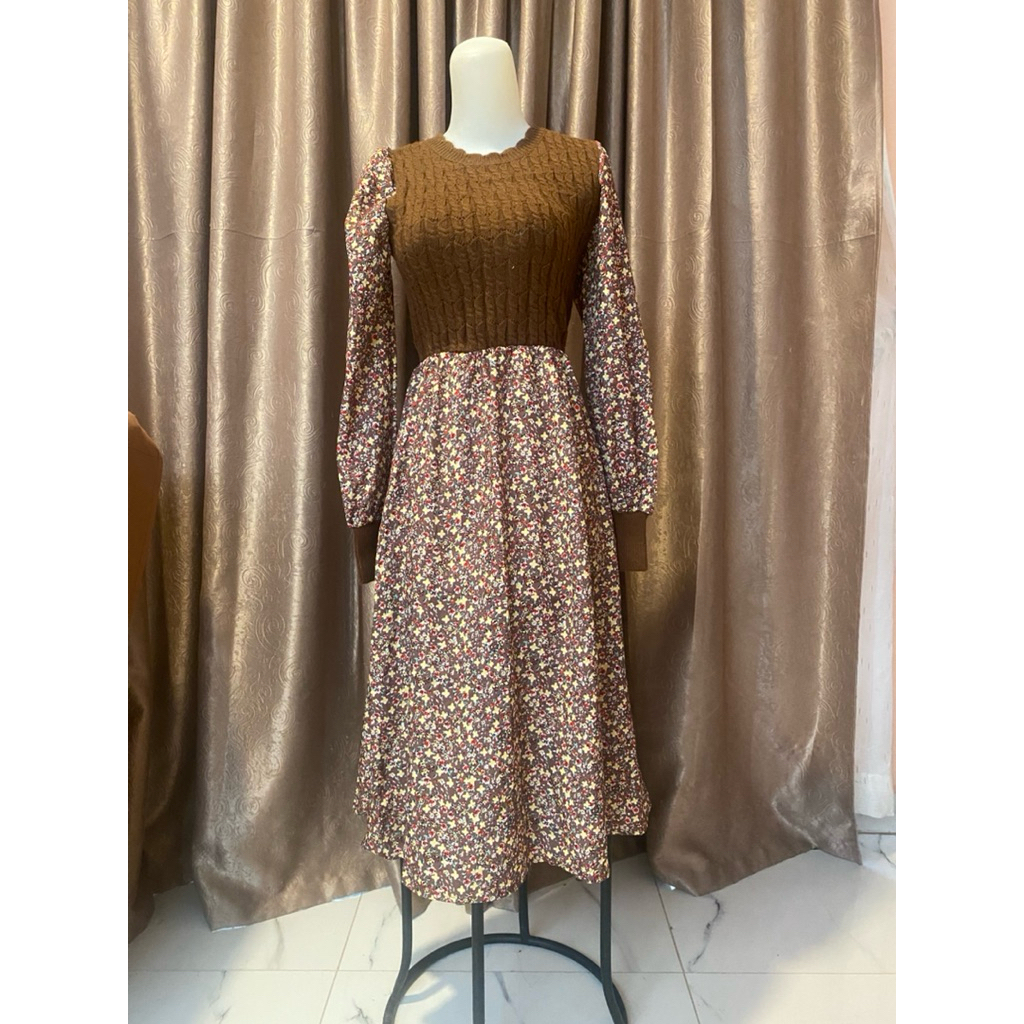 Dress coklat bunga