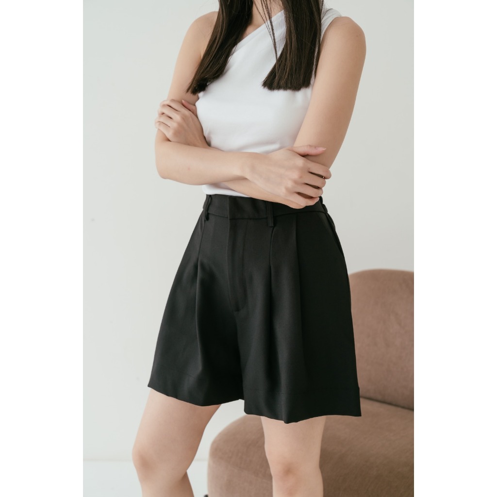 Seminggu.rtw - Runa Pleated Short Pants