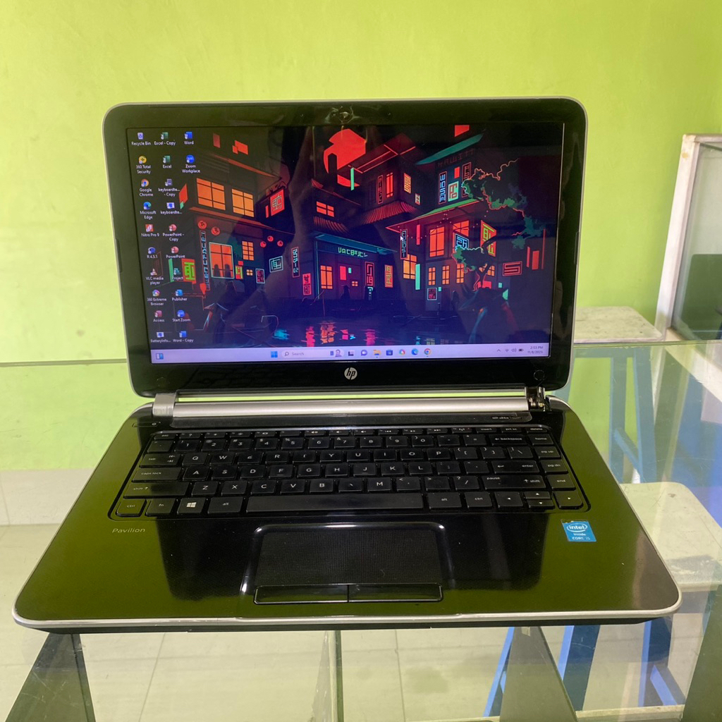 Laptop HP PAVILION 14 Core i5 Gen 4th Ram 8GB SSD 120GB
