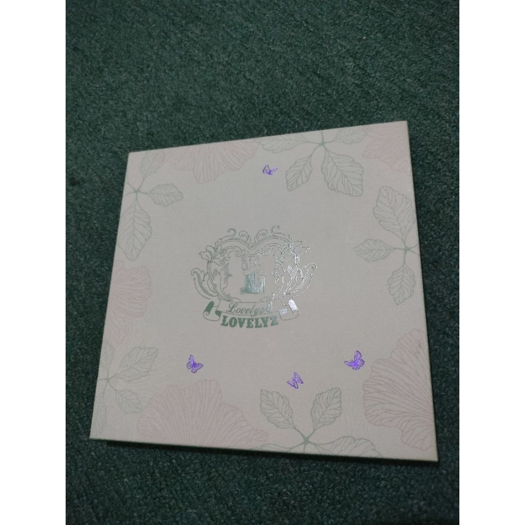 album only LOVELYZ LOVELYZ8