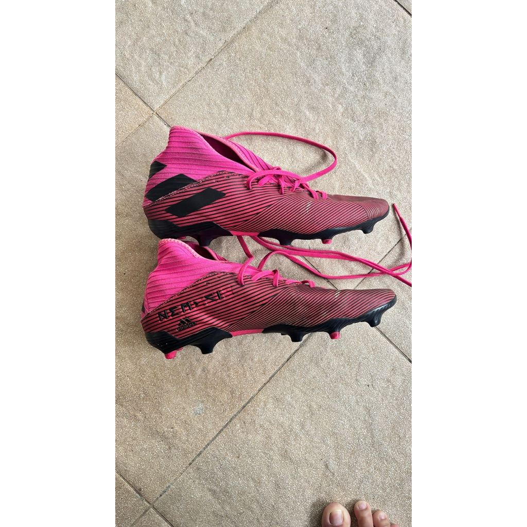 preloved sepatu bola adidas nemeziz